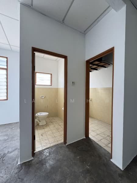 Shop / Office for Rent in Seri Manjung (Perak) - Lay Lim How - PropertyGuru.com.my