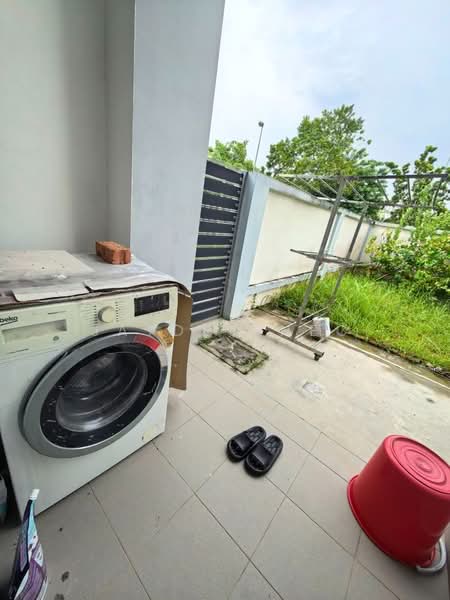 Rumah Teres 2 Tingkat untuk Disewa di Taman Mutiara Rini (Skudai) - Jayden Neo - Exterior - PropertyGuru.com.my