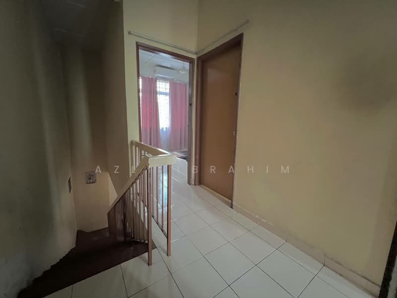 2-storey Terraced House for Sale in Taman Semenyih Mewah (Semenyih) - Azli Ibrahim - Interior - PropertyGuru.com.my