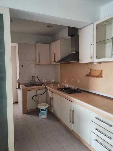 Apartment for Sale at Menara KLH Puchong - Seow Yen Wong - Kitchen - PropertyGuru.com.my
