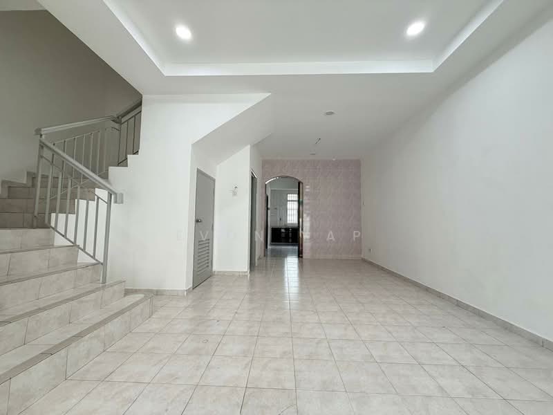 2-storey Terraced House for Sale in Austin Perdana (Tebrau) - Evon Yap - Living Room - PropertyGuru.com.my