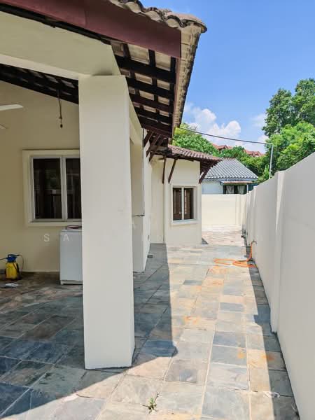 1.5-storey Terraced House for Rent in Batu 9 (Cheras) - James Savarinathan - PropertyGuru.com.my