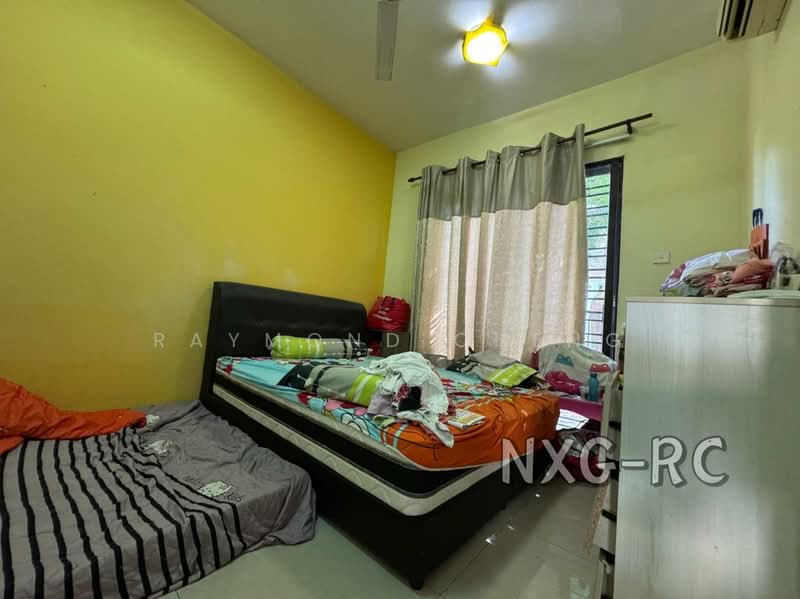 Rumah Banglo untuk Dijual di Taman Aman Perdana (Kapar) - Raymond Cheng - Bedroom - PropertyGuru.com.my