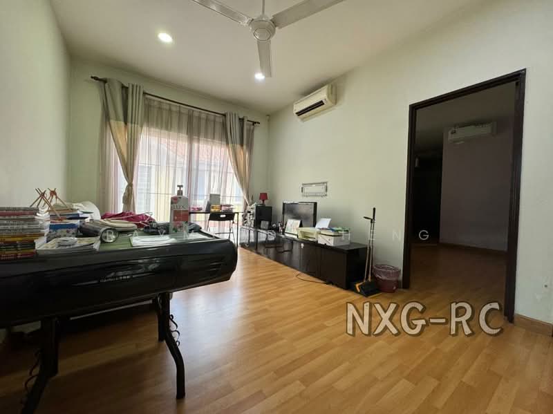 Rumah Banglo untuk Dijual di Taman Aman Perdana (Kapar) - Raymond Cheng - Living Room - PropertyGuru.com.my