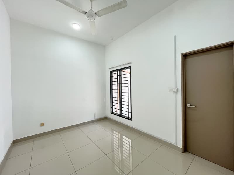 Rumah Teres 2 Tingkat untuk Disewa di Kota Bayuemas (Klang) - Charlie Gan - PropertyGuru.com.my