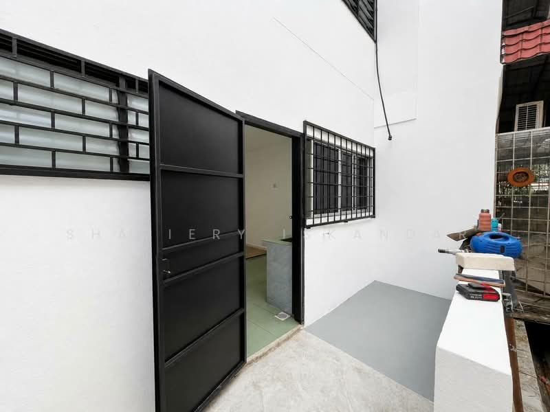 Rumah Teres 2 Tingkat untuk Dijual di Batu Caves (Selangor) - Shaziery Iskandar - Exterior - PropertyGuru.com.my