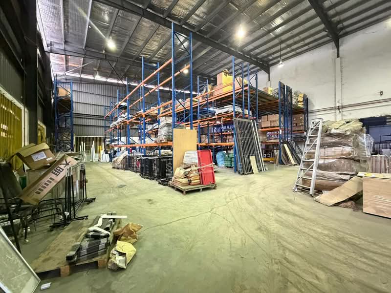 Semi-D Factory for Rent in Sri Plentong (Plentong) - Dennis Cheang - Interior - PropertyGuru.com.my