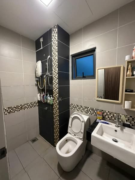 Kondominium untuk Dijual di The Vyne - Nick Woo - Bathroom - PropertyGuru.com.my