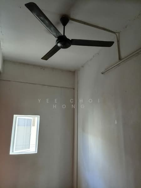 Shop for Rent in Taman Usahaniaga (Bukit Mertajam) - Yee Choi Hong - Interior - PropertyGuru.com.my