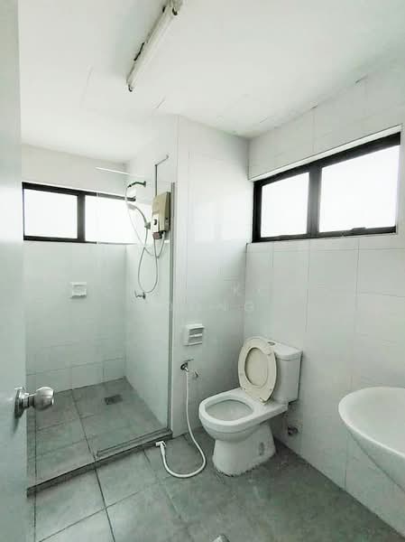 Condominium for Sale at Park 51 Residency - Chow Kok Toong - Bathroom - PropertyGuru.com.my