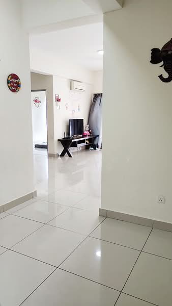 Condominium for Sale at Park 51 Residency - Chow Kok Toong - Living Room - PropertyGuru.com.my
