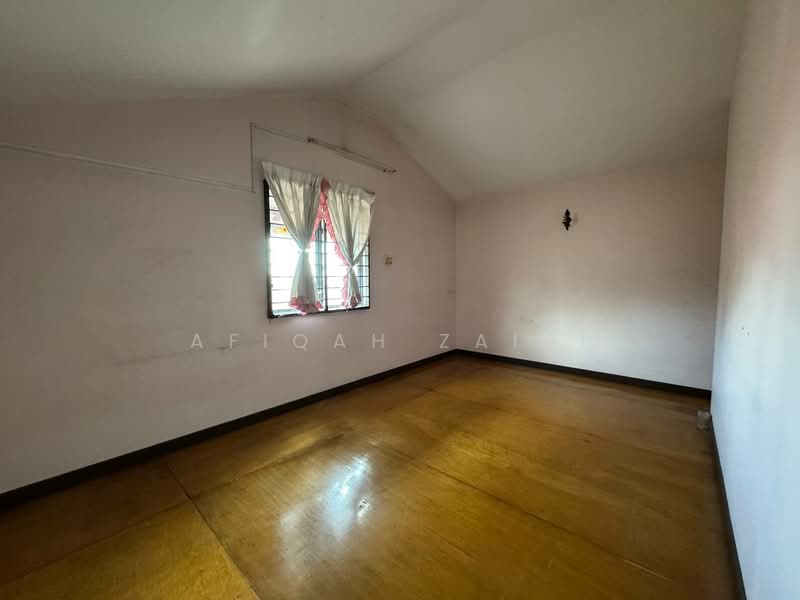 Rumah Teres 2.5 Tingkat untuk Dijual di Bukit Jelutong (Shah Alam) - Afiqah zaidi - PropertyGuru.com.my