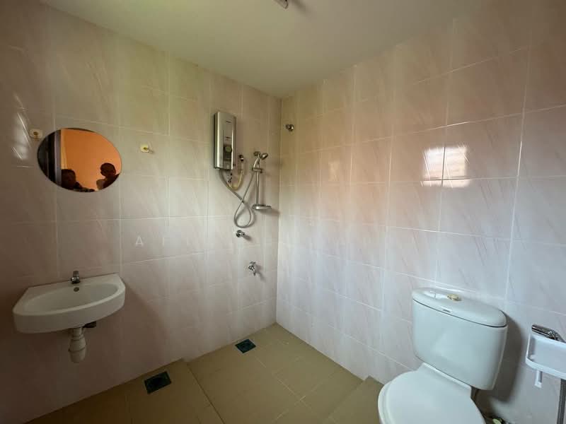 Rumah Teres 2.5 Tingkat untuk Dijual di Bukit Jelutong (Shah Alam) - Afiqah zaidi - PropertyGuru.com.my