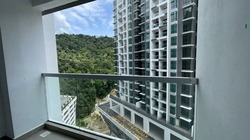 Kondominium untuk Dijual di Brezza Hill - PY Teo - Balcony - PropertyGuru.com.my