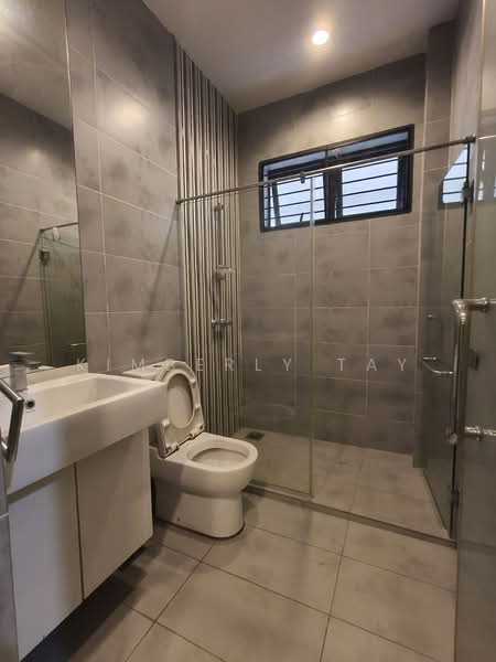 Commercial Bungalow for Rent in Taman Sri Tebrau (Johor Bahru) - Kimberly Tay - Bathroom - PropertyGuru.com.my
