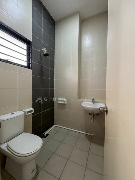 Rumah Teres 2.5 Tingkat untuk Dijual di Shah Alam (Selangor) - John Lim - Bathroom - PropertyGuru.com.my