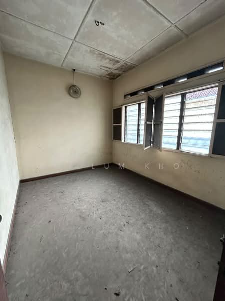 Semi-Detached House for Sale in Taman United (Jalan Klang Lama (Old Klang Road)) - Hoi Lum Kho - Interior - PropertyGuru.com.my