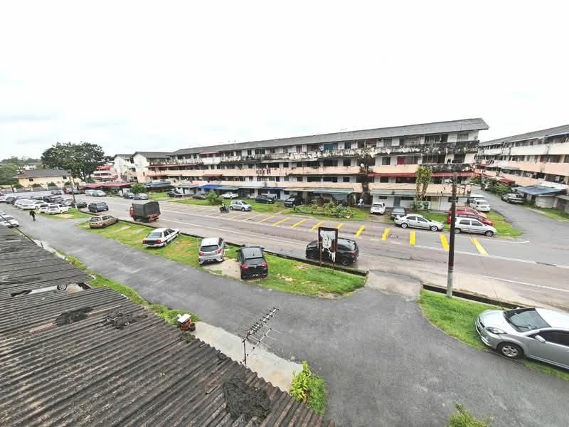 Flat for Sale at Flat Taman Ungku Tun Aminah - Kexin Hua - Exterior - PropertyGuru.com.my