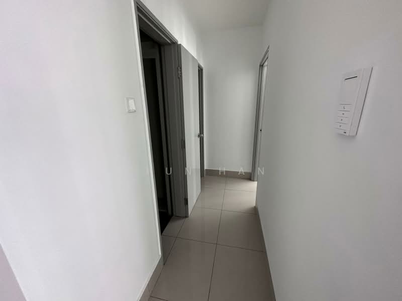 Service Residence for Sale at Serviced Residence @ Razak City Residences (RC Residences) - Chun Han - Corridor - PropertyGuru.com.my
