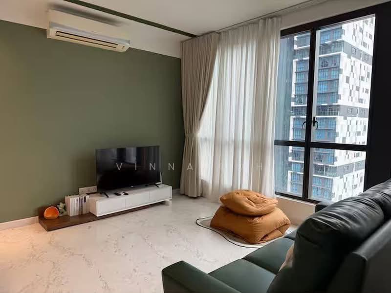 Servis Apartment untuk Dijual di Setia Sky 88 - Vinna Loh - Living Room - PropertyGuru.com.my