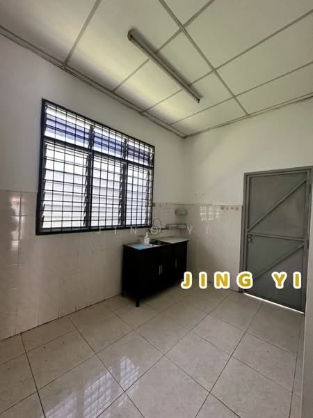 Semi-Detached House for Sale in Taman Impian Murni (Bukit Mertajam) - Jing Yi - Kitchen - PropertyGuru.com.my
