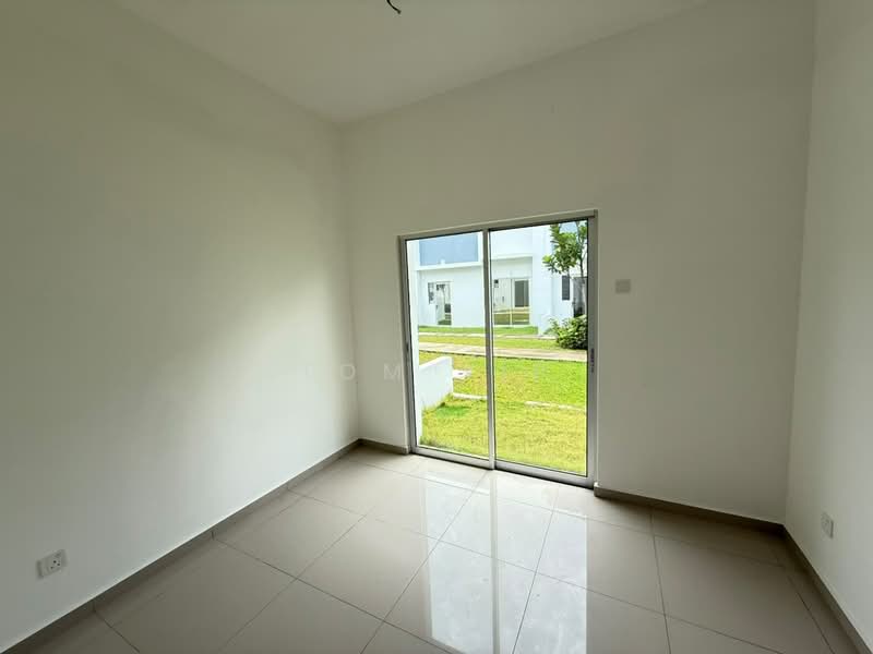 2-storey Terraced House for Sale in Bandar Tasik Puteri (Rawang) - Tom Yip - Exterior - PropertyGuru.com.my