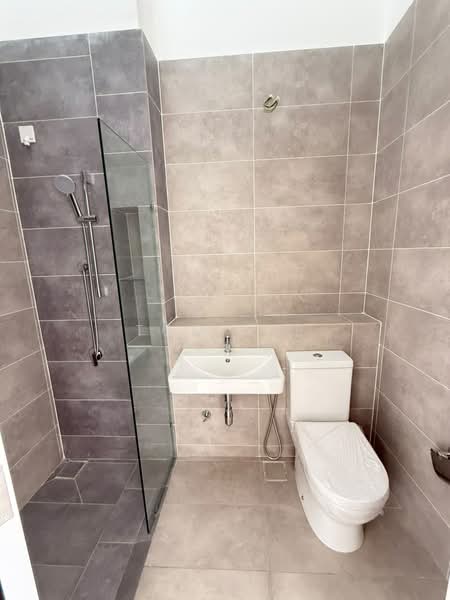2-storey Terraced House for Sale in Bandar Tasik Puteri (Rawang) - Tom Yip - Bathroom - PropertyGuru.com.my