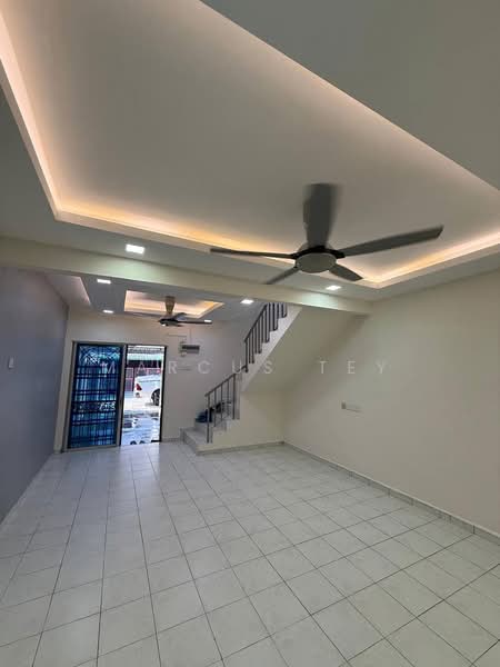 Rumah Teres 2 Tingkat untuk Dijual di Kota Masai (Pasir Gudang) - Marcus Tey - Living Room - PropertyGuru.com.my