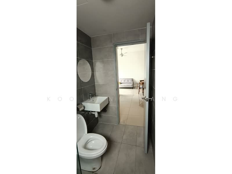 Servis Apartment untuk Disewa di 121 Residences - Koo Ying Kang - Bathroom - PropertyGuru.com.my