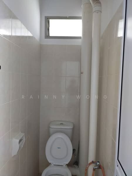 Apartment for Rent at Permai Jaya - Rainny Wong - Bathroom - PropertyGuru.com.my