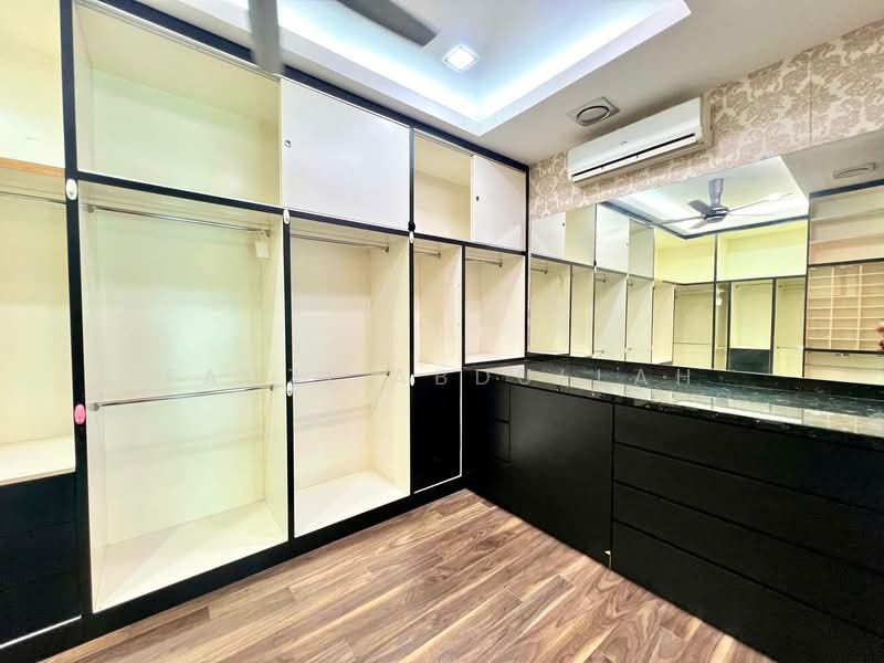 Rumah Berkembar untuk Dijual di Laman Seri (Shah Alam) - Fauzi Abdullah - PropertyGuru.com.my