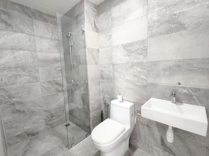 Service Residence for Sale at Equine Residence - Kelvin Ng - Bathroom - PropertyGuru.com.my