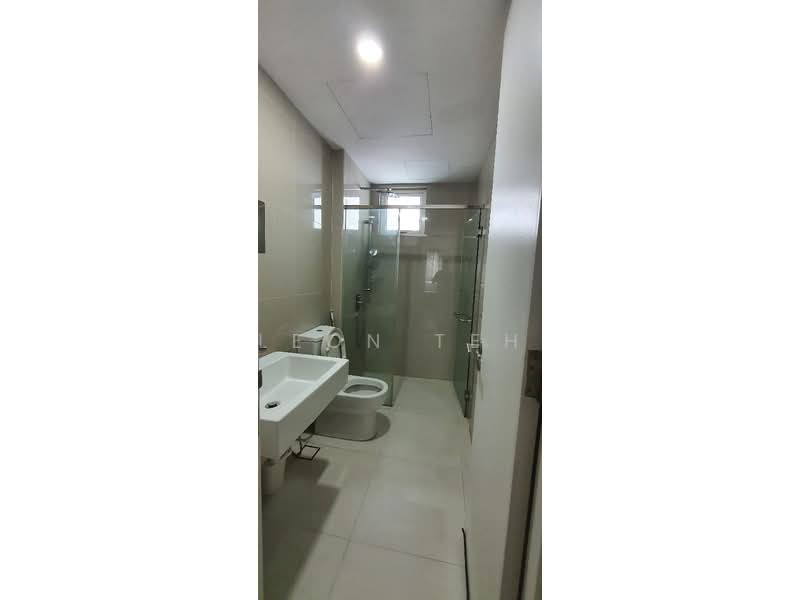 Kondominium untuk Dijual di Scenaria @ North Kiara Hills - Leon Teh - Bathroom - PropertyGuru.com.my