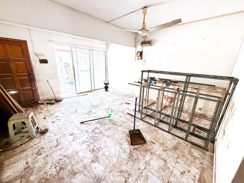 Rumah Teres 3 Tingkat untuk Dijual di Taman Sri Muda (Shah Alam) - Weng Tan - Interior - PropertyGuru.com.my