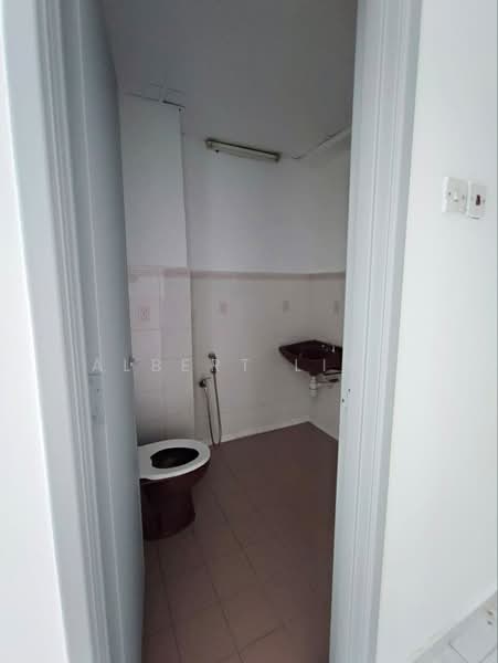 Kondominium untuk Disewa di Kelana Puteri - Albert Ling - Bathroom - PropertyGuru.com.my