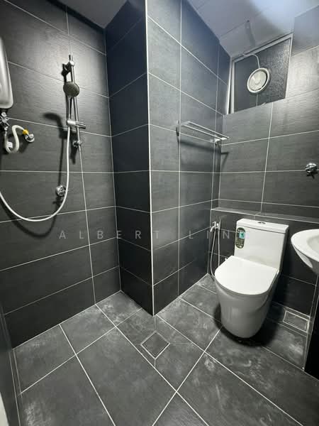Kondominium untuk Disewa di Kelana Puteri - Albert Ling - Bathroom - PropertyGuru.com.my
