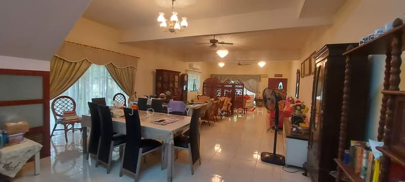 2-storey Terraced House for Sale in Bandar Nusa Rhu (Shah Alam) - Joey Koh - Living Room - PropertyGuru.com.my