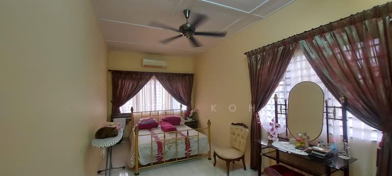 2-storey Terraced House for Sale in Bandar Nusa Rhu (Shah Alam) - Joey Koh - Bedroom - PropertyGuru.com.my
