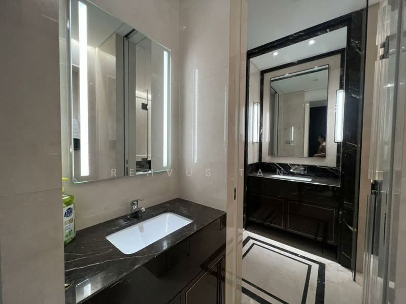 Servis Apartment untuk Disewa di Pavilion Suites - Rehvus Tan - Bathroom - PropertyGuru.com.my