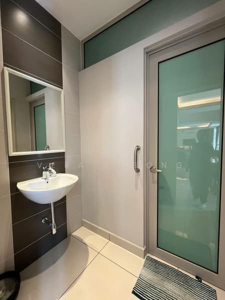 Semi-Detached House for Sale in Taman Sutera Utama (Skudai) - Vera Cheong - Bathroom - PropertyGuru.com.my