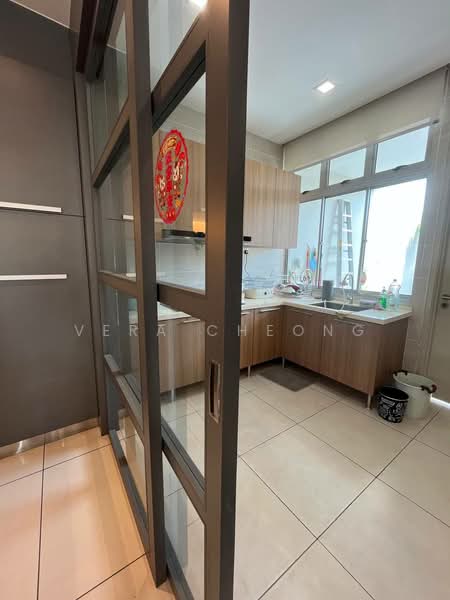 Semi-Detached House for Sale in Taman Sutera Utama (Skudai) - Vera Cheong - Kitchen - PropertyGuru.com.my