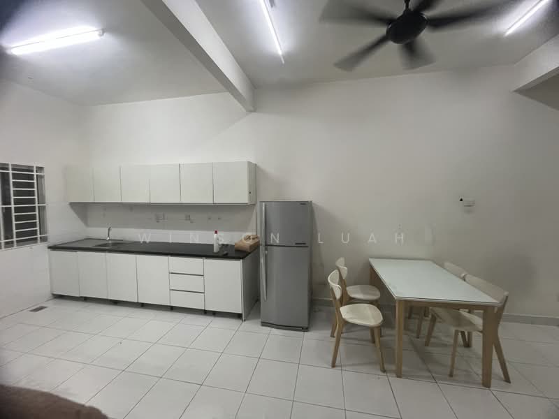 Rumah Teres 3 Tingkat untuk Dijual di Seri Kembangan (Selangor) - Winson Luah - PropertyGuru.com.my