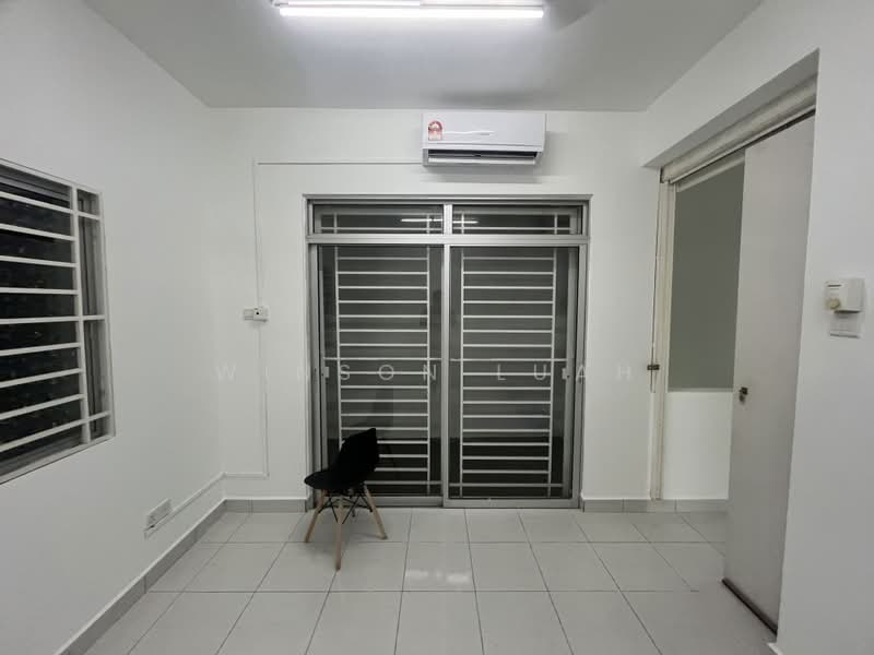 Rumah Teres 3 Tingkat untuk Dijual di Seri Kembangan (Selangor) - Winson Luah - PropertyGuru.com.my