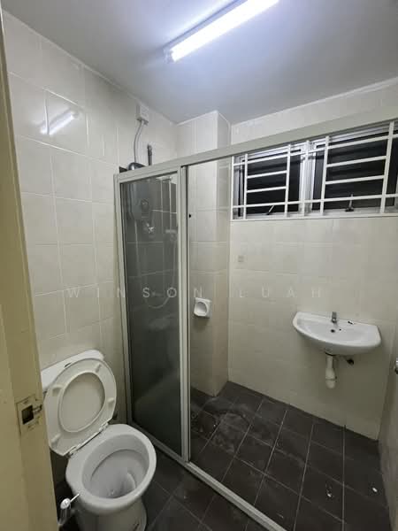 Rumah Teres 3 Tingkat untuk Dijual di Seri Kembangan (Selangor) - Winson Luah - PropertyGuru.com.my