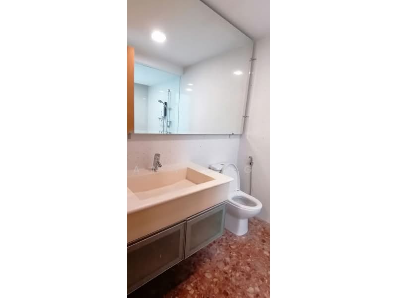 Kondominium untuk Disewa di Verticas Residensi - Ann Ong - Bathroom - PropertyGuru.com.my