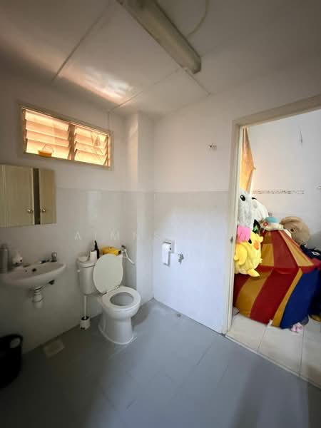 2-storey Terraced House for Sale in Bandar Mahkota Cheras (Cheras) - Aimns Goy - Bathroom - PropertyGuru.com.my