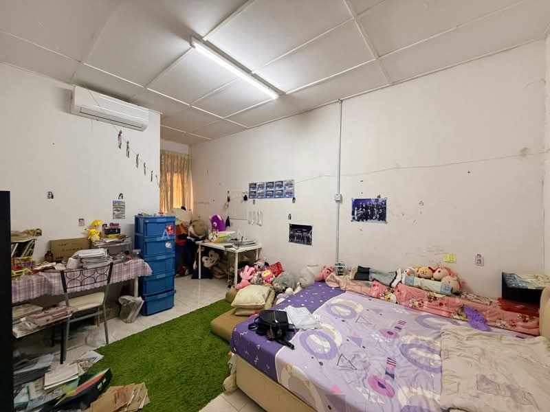 2-storey Terraced House for Sale in Bandar Mahkota Cheras (Cheras) - Aimns Goy - Bedroom - PropertyGuru.com.my