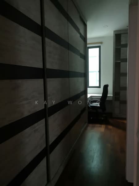 Kondominium untuk Dijual di The LIGHT COLLECTION I - Kay Wong - Study - PropertyGuru.com.my