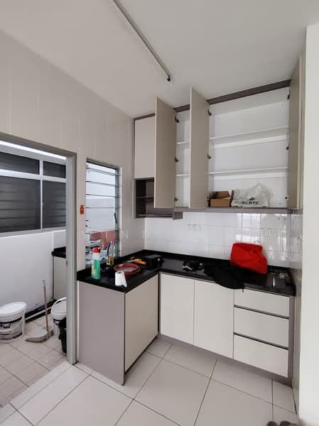 Service Residence for Rent at Axis Crown - Wind Mah - Kitchen - PropertyGuru.com.my