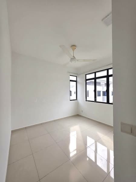 Rumah Berkembar untuk Disewa di Setia Ecohill (Semenyih) - JX Chong - Bedroom - PropertyGuru.com.my